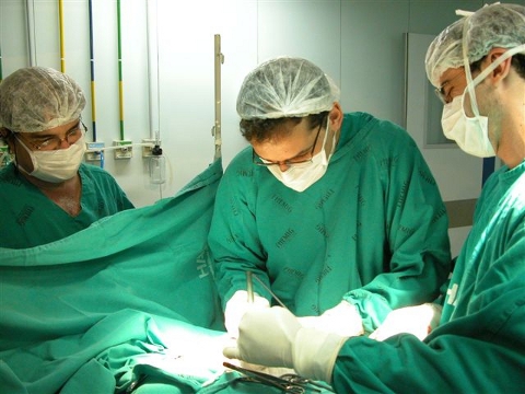 Cooperação entre equipes médicas 