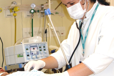 Fhemig contrata médicos em Seleção Simplificada