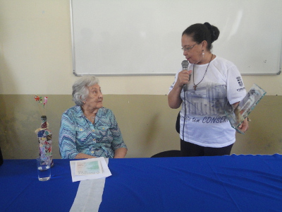 Ruth Mariano recebe homenagem