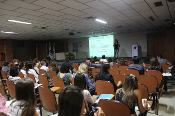Rede Fhemig realiza 1º Fórum de Boas Práticas Farmacêuticas com foco na segurança do paciente