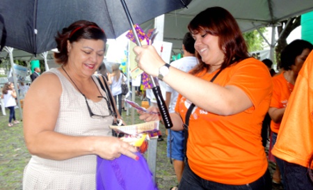 A estagiária de RP, Luciana Mascarenhas, também apoiou o evento