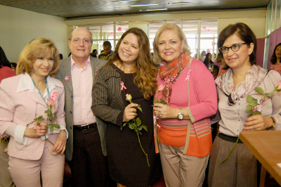 Flávia Queiroz (diretora de Gestão de Pessoas/ Fhemig), Antônio Carlos de Barros Martins (presidente da Fhemig), Marta Sousa Lima (chefe de gabinete SES-MG), Dalze Lohner Maia (diretora do HAC) e Letícia Campos (subsecretária de Regulação da Saúde/ SES)