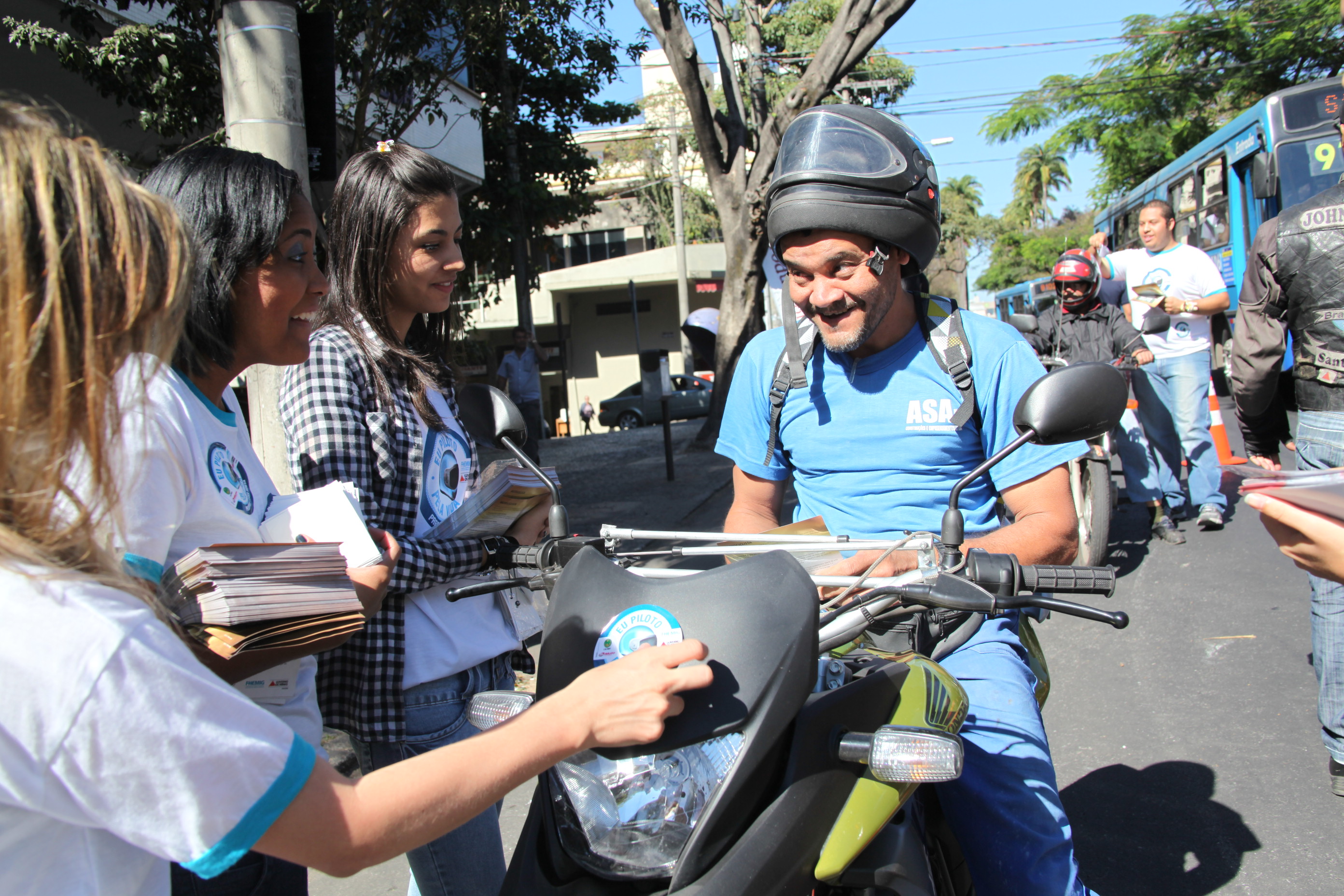campanha-moto-27-7-12-rose