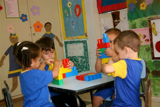 Foto: Adair Gomez <BR /> Crianças se divertem enquanto aprendem na Creche Tia Lina