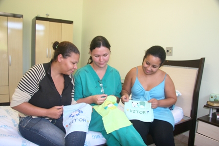 Foto: Adair Gomez <BR /> Mães compartilham alegrias e esperança na Casa da Gestante 