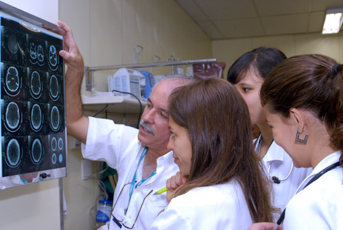 Foto: Divulgação <BR /> Fratura da  coluna cervical é um dos traumas por afogamentos