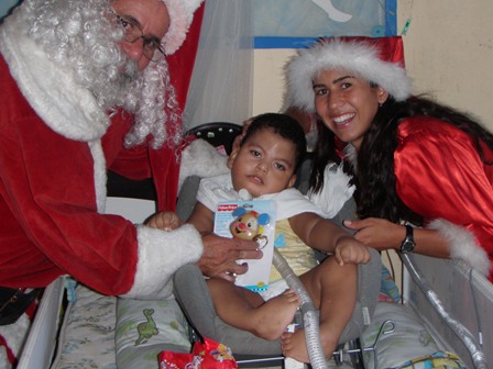 Foto: Camila Ferreirea Correa <BR /> cesta básica e brinquedos foram distribuídos para 52 famílias 