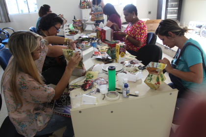 Oficina de Reciclagem aconteceu ontem na ADC